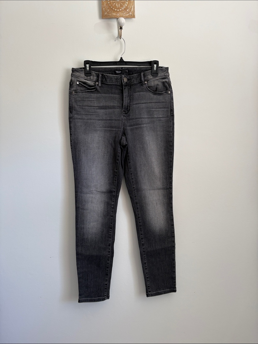 Vera Bradley Women's Washed Gray Skinny Jeans